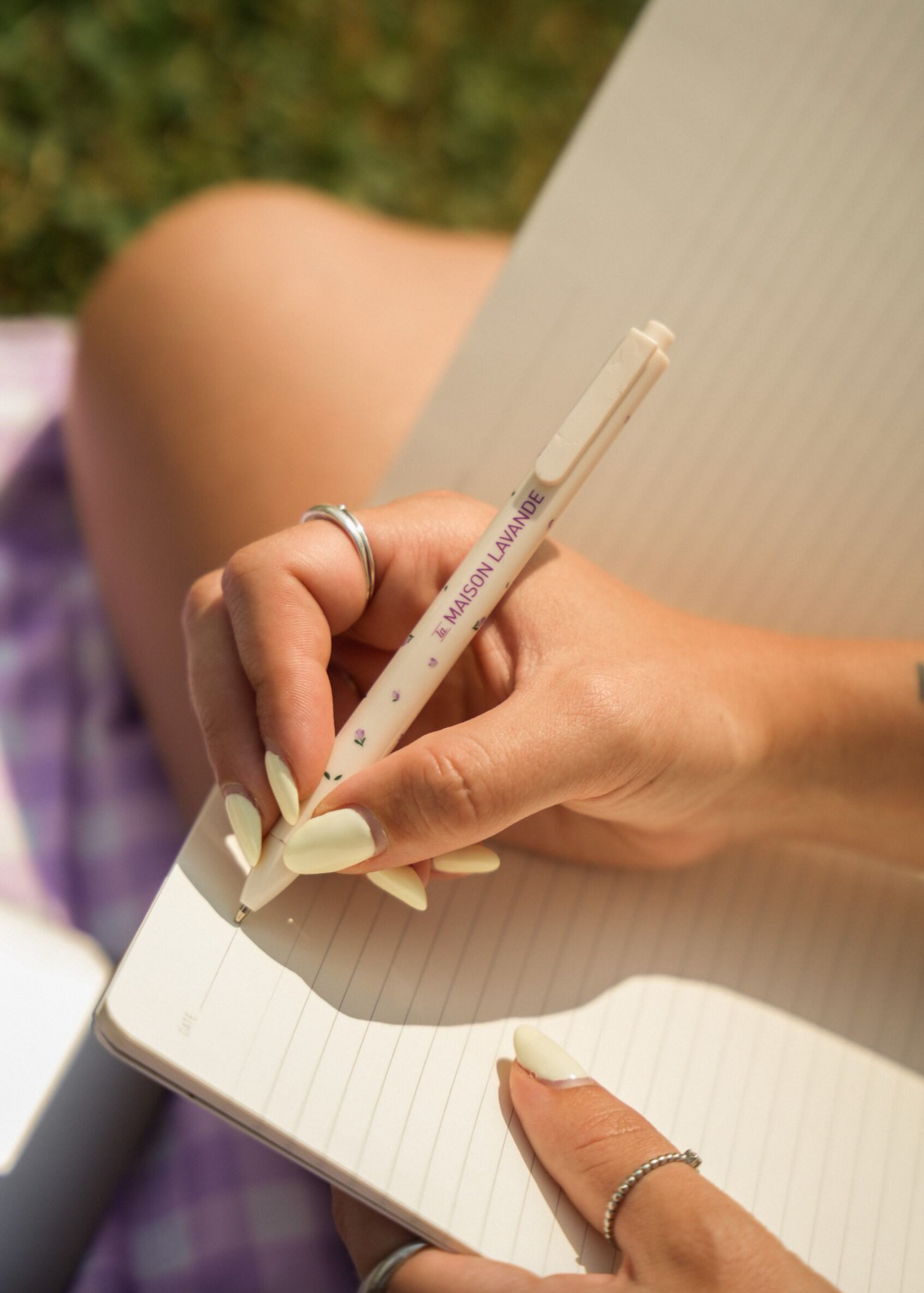 Lavender softly scented ink pen