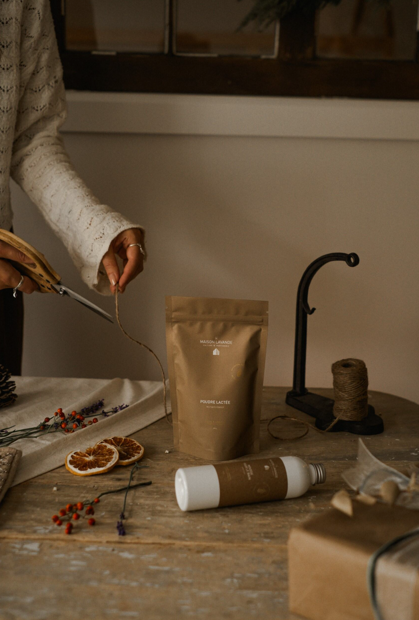 Poudre lactee pour le bain et mousse pour le bain - Cedre et lavande