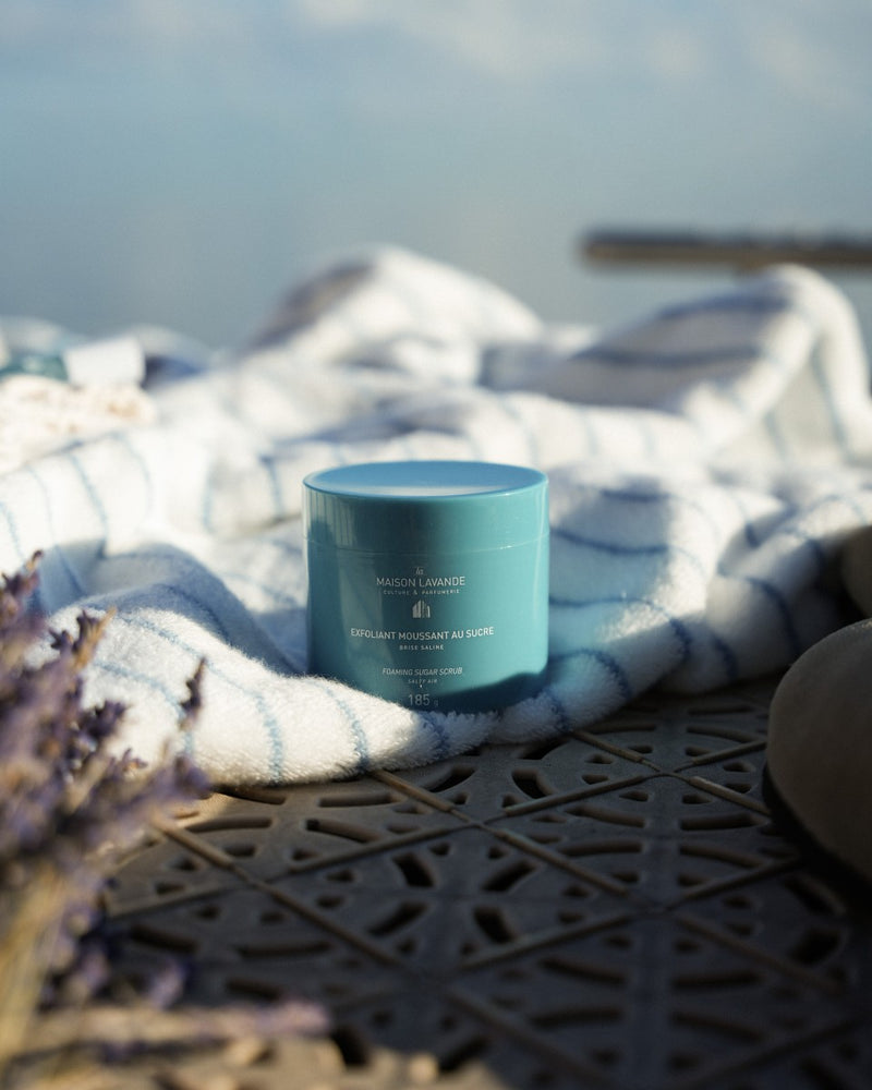 Exfoliant moussant au sucre fragrance Brise daline par la Maison Lavande